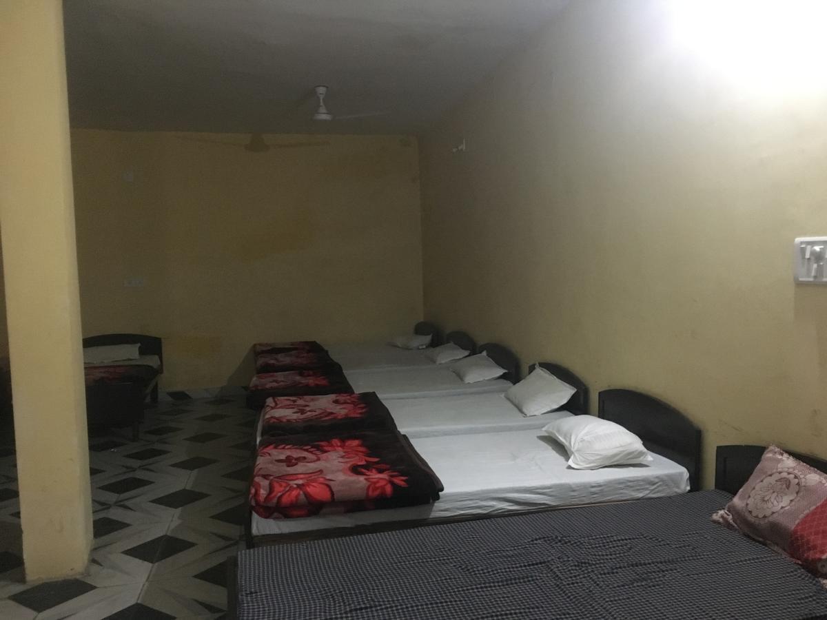 Oyo 12976 Hotel New Fiza Jammu Exterior foto