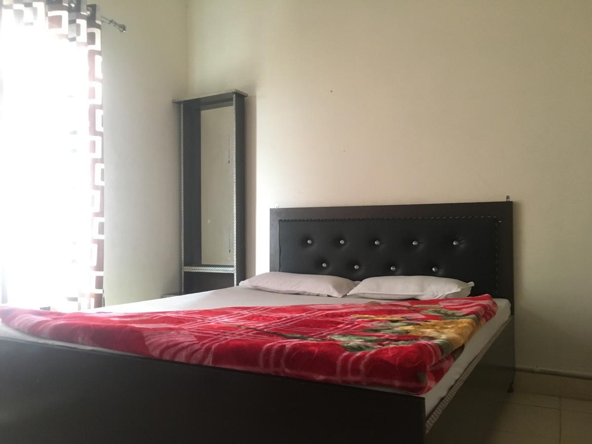 Oyo 12976 Hotel New Fiza Jammu Exterior foto
